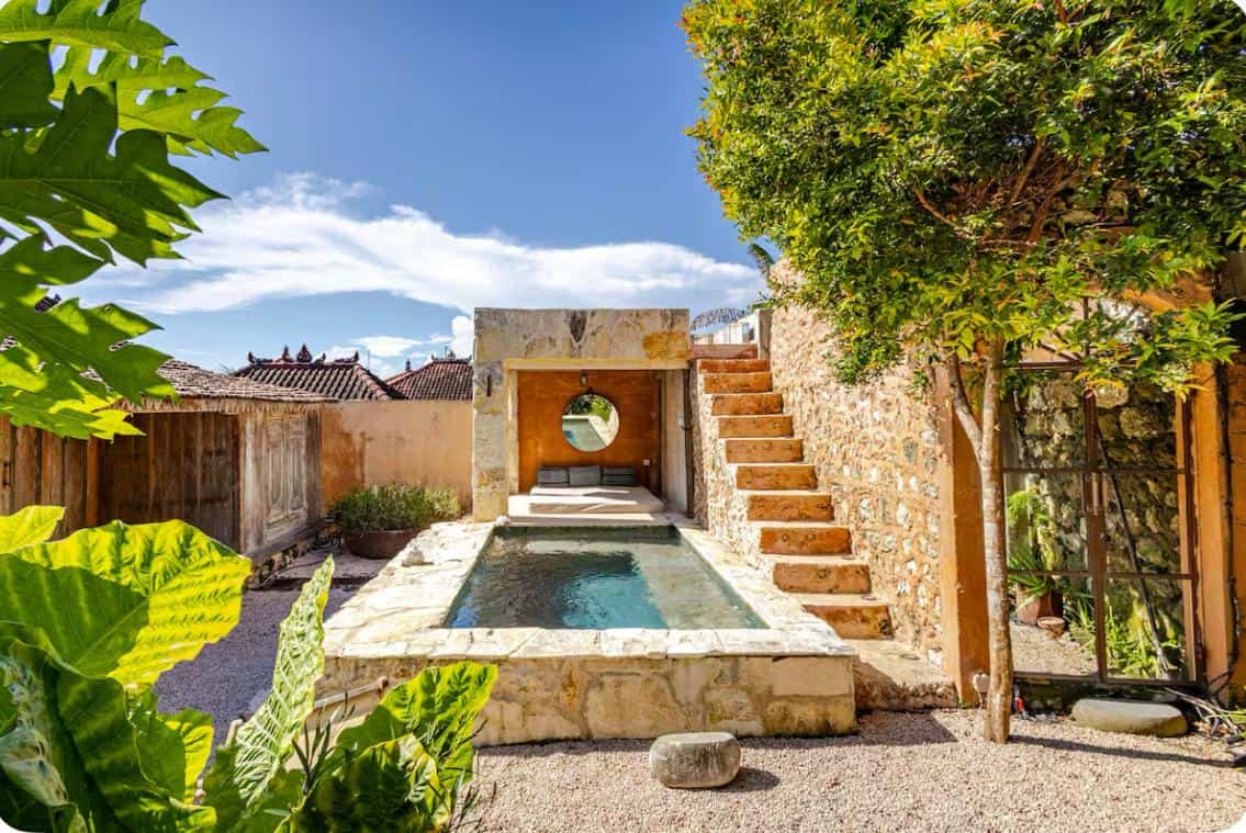 STUNNING 2 BEDROOM VILLA FOR SALE LEASEHOLD IN PADANG PADANG BE-2219 